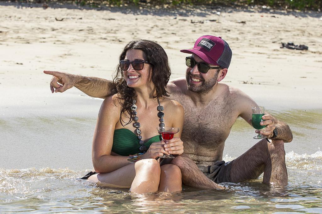 タンテ ビーチ ホテル ガパリ エクステリア 写真